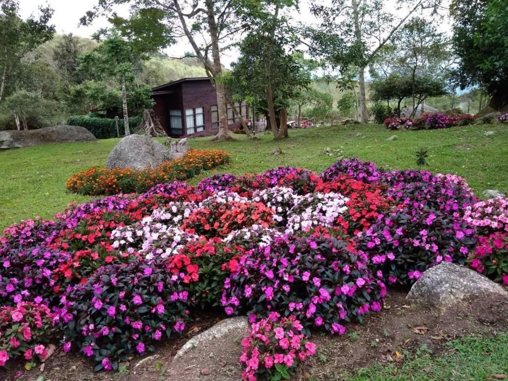Hotel Spring Garden Kampong Kundassan Exterior foto